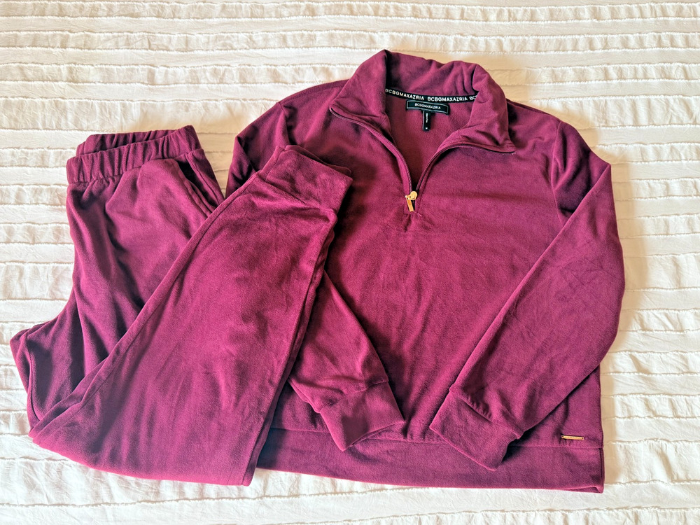 BCBGMAXAZRIA Women’s M Burgundy Velour 2 Piece Lounge Set Quarter Zip Pants
